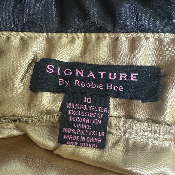 Signature by Robbie Bee Black & Gold Satin Babydoll Faux Wrap V Neck Dress - Picture 9 of 9